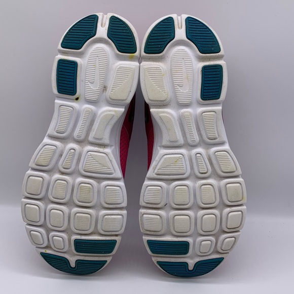 Nike women’s Flex Experience RN running shoes - Picture 7 of 8